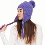 Шапка «A042» вязаная с узором косы