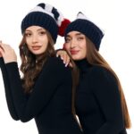 Шапка «A062» вязаная с узором косы