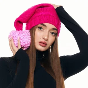 Шапка «A054» вязаная мелкой вязки
