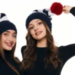 Шапка «A062» вязаная с узором косы